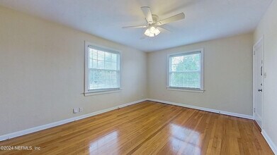 1261 Belmont Terrace in Jacksonville, FL - Building Photo - Building Photo
