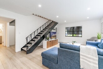 807-809 Southwest 14th Court-SI FL2-ID1475657P, Unit SI FL2-ID1475657P in Fort Lauderdale, FL - Building Photo - Building Photo