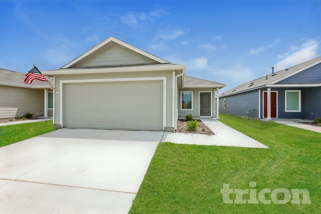 807 Ponderosa Ln in Princeton, TX - Building Photo