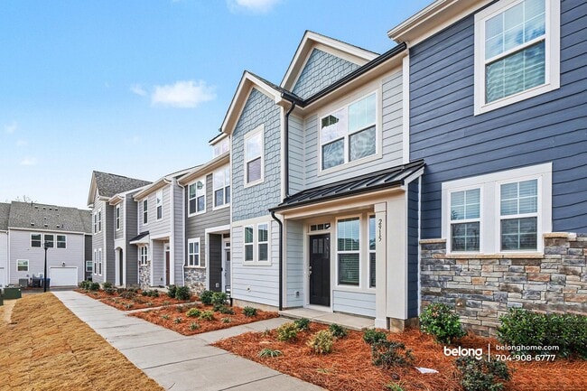 2915 Herringbone Rd in Charlotte, NC - Building Photo - Building Photo