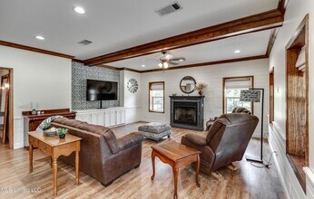 1998 MS-16 in Carthage, MS - Building Photo - Building Photo