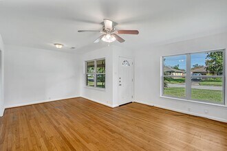 1027 W 31st St in Houston, TX - Building Photo - Building Photo