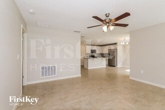 131 Southern Breeze Lp in Winter Haven, FL - Building Photo - Building Photo
