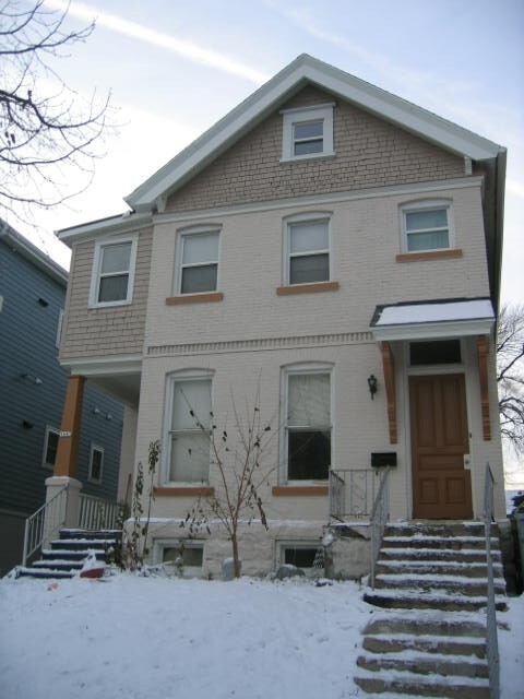1643 N Franklin Pl in Milwaukee, WI - Foto de edificio
