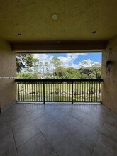 5721 Riverside Dr in Coral Springs, FL - Building Photo - Building Photo