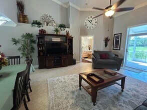 10470 Pelican Dr in Wellington, FL - Foto de edificio - Building Photo
