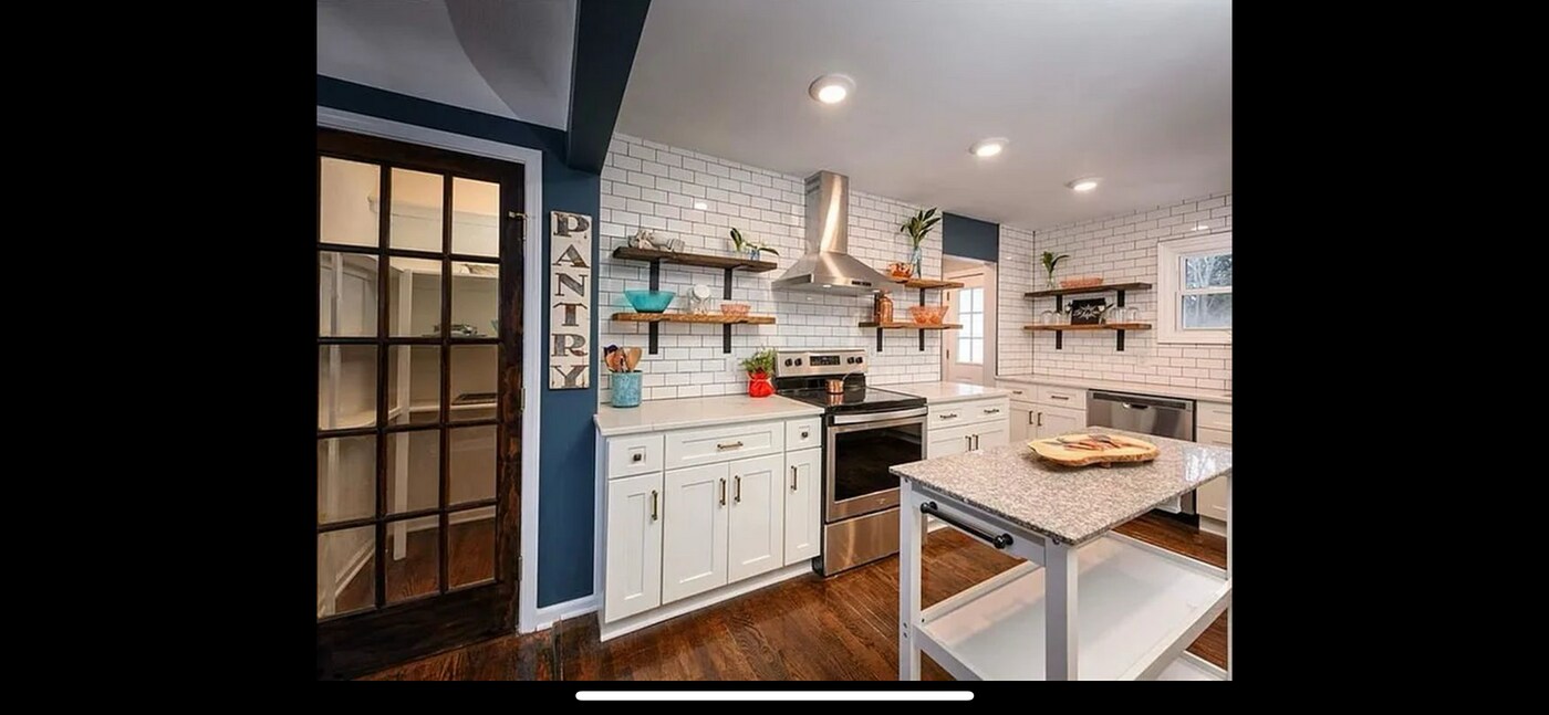 16823 Northview Dr in Strongsville, OH - Building Photo