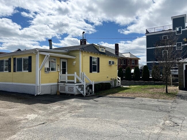 29R Cutler St in Winthrop, MA - Building Photo - Building Photo