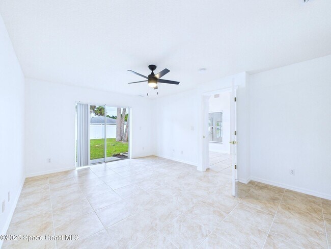 207 Alcantarra St NW in Palm Bay, FL - Building Photo - Building Photo