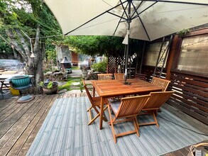 1709 Avalon Pl in Hood River, OR - Building Photo - Building Photo