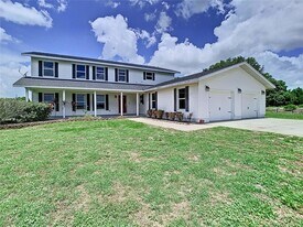 4015 N Rye Rd in Parrish, FL - Building Photo