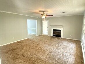 110 S Pinepoint Dr in Spartanburg, SC - Building Photo - Building Photo