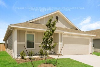 7137 Landings Edge Rd in Fort Worth, TX - Foto de edificio - Building Photo