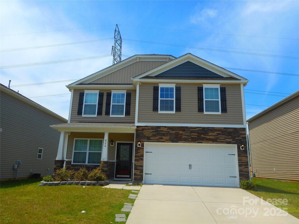 820 Larmore Ave in Charlotte, NC - Building Photo