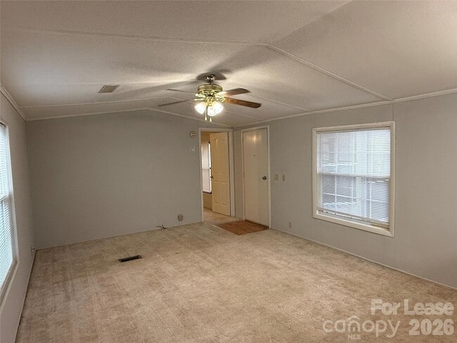 6226 Glenn Teague Rd in Charlotte, NC - Foto de edificio - Building Photo