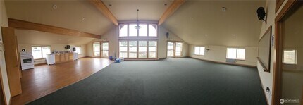 180 Parker Rd in Coupeville, WA - Building Photo - Building Photo