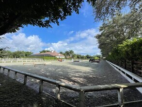 14372 Equestrian Way in Wellington, FL - Building Photo - Building Photo