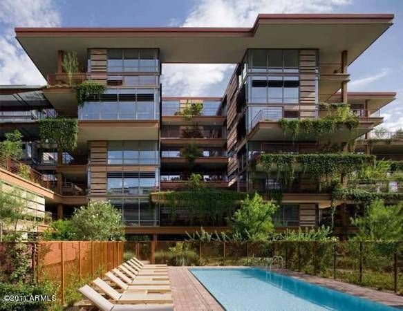 7167 E Rancho Vista Dr in Scottsdale, AZ - Foto de edificio - Building Photo