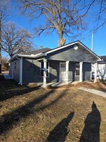 213 W Forest St in Pittsburg, KS - Building Photo