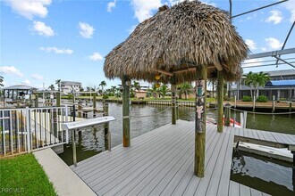 256 Ibis St in Fort Myers Beach, FL - Building Photo - Building Photo
