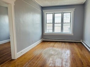 209 Garfield Ave in Jersey City, NJ - Building Photo - Building Photo