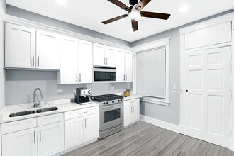 5343 S Indiana Ave in Chicago, IL - Building Photo - Building Photo