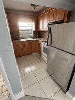 626 NW 10th Terrace in Fort Lauderdale, FL - Building Photo