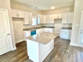 5434 Lakeside Cove in Walls, MS - Building Photo - Building Photo