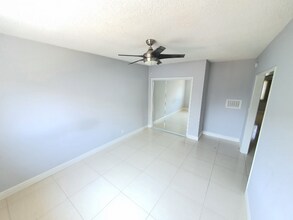 4660 Kester Ave in Los Angeles, CA - Building Photo - Building Photo