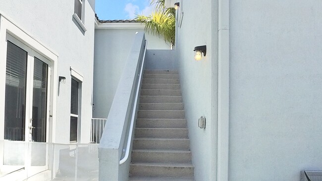 9204 SW 170th Ct, Unit Studio