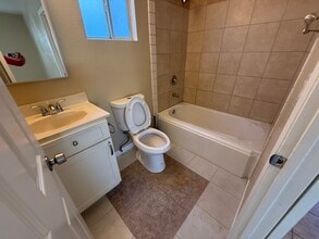 4870 Palm Ave in La Mesa, CA - Building Photo - Building Photo