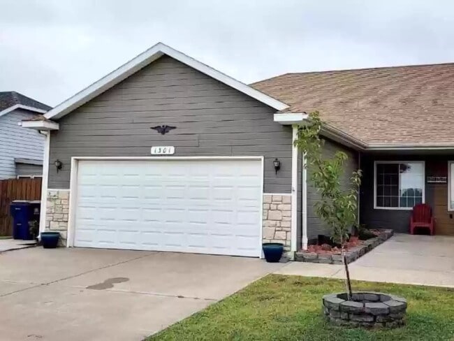 property at 1301 Sierra Dr