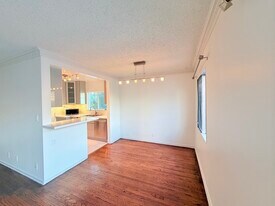 5707 Virginia Ave, Unit 8 in Los Angeles, CA - Building Photo