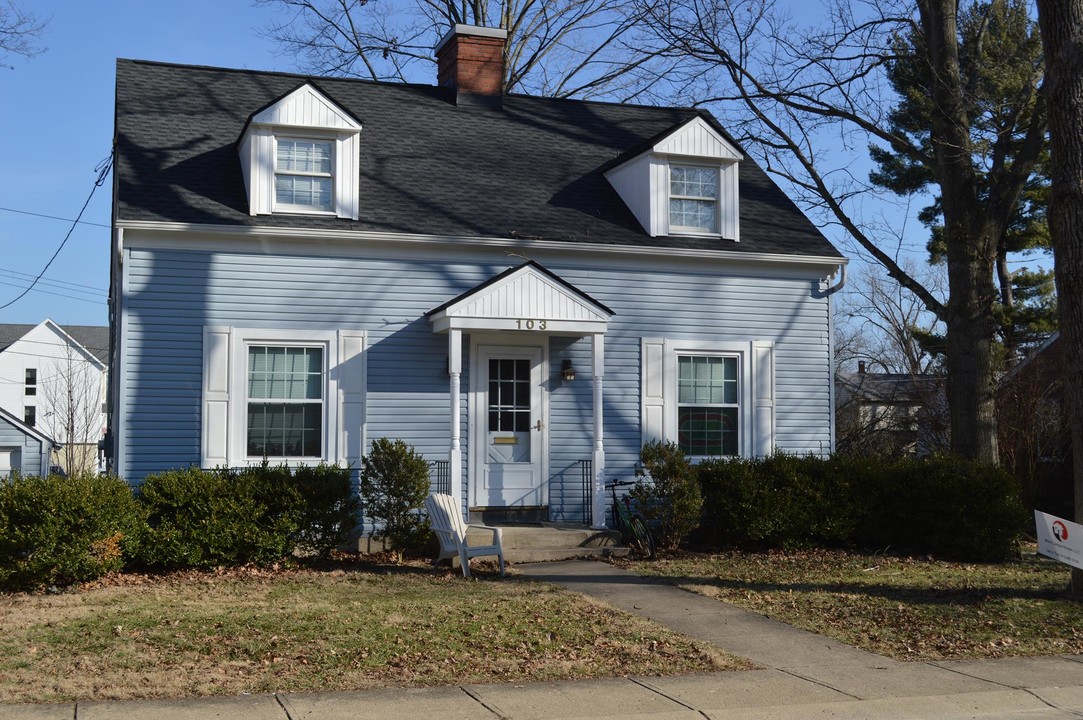 103 Oberlin Ct in Oxford, OH - Building Photo