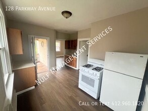 128 Parkway Ave in East Pittsburgh, PA - Building Photo - Building Photo