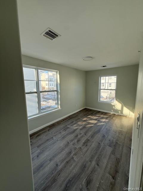 1-62 Sea Grass Ln in Queens, NY - Building Photo - Building Photo