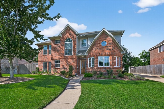 property at 2483 Hodges Bend Cir