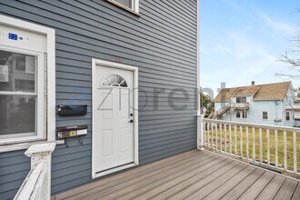 11 1st Ave in Dudley, MA - Foto de edificio - Building Photo