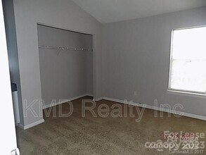 6425 Windsor Gate Ln in Charlotte, NC - Building Photo - Building Photo