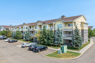 3000-4 Kingsland Clos SE in Airdrie, AB - Building Photo - Primary Photo