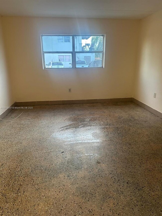 1281 SW 4th St in Homestead, FL - Building Photo - Building Photo