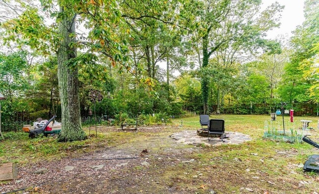 108 4th Ave in Tuckerton, NJ - Building Photo - Building Photo