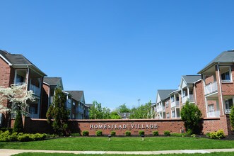 Homestead Village in Metuchen, NJ - Building Photo - Building Photo