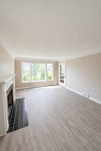 5280 Alter Rd in Detroit, MI - Building Photo - Building Photo