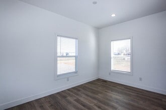 35 W Hawaii Rd in Paulden, AZ - Building Photo - Building Photo