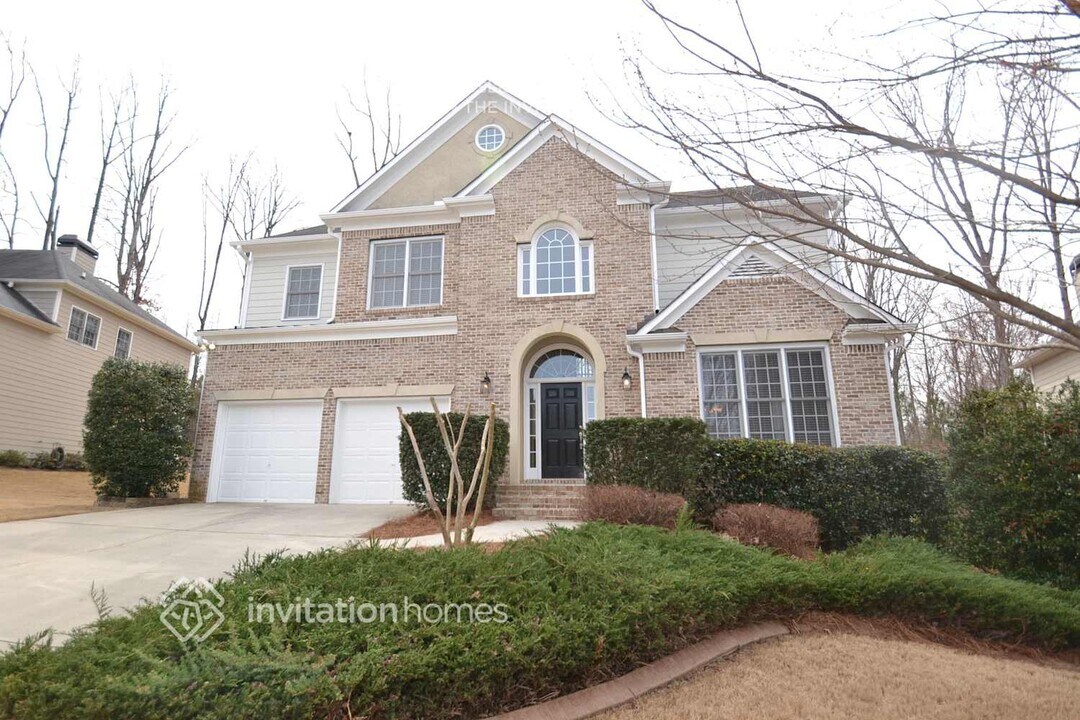 5785 Vinings Retreat Way SW in Mableton, GA - Building Photo