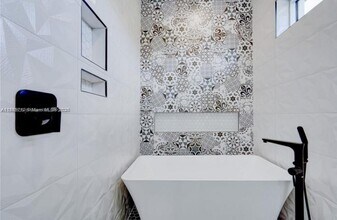 3900 SW 137th Ct in Miami, FL - Building Photo - Building Photo