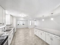 10711 Craddock Dr photo'