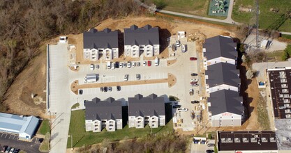 Park West Condos in Imperial, MO - Building Photo - Building Photo