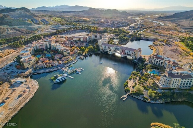 15 Santo Mio Ct in Henderson, NV - Building Photo - Building Photo